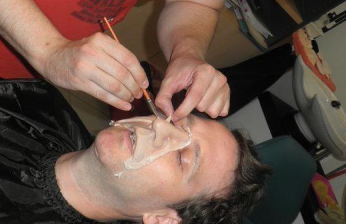 Botella, sobre la venta de viviendas públicas a un fondo de inversión: "Se respetaron los derechos de los inquilinos"