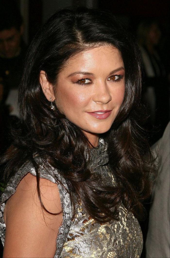 Catherine Zeta-Jones responde a quienes daban por rota su relación con Michael Douglas