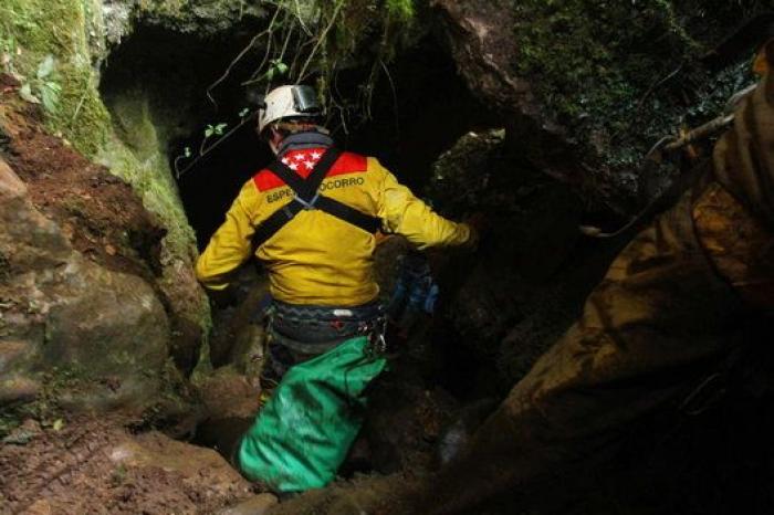 El espeleólogo rescatado: "Lo peor fueron los primeros días, sin comida y con dolores muy intensos"