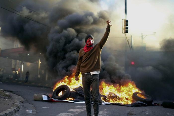 Detenido el expresidente de Honduras Juan Orlando Hernández acusado de narcotráfico por EEUU