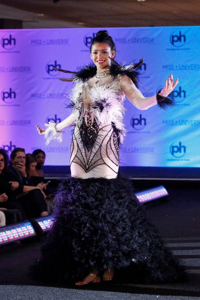 Miss Universo podría coronar por primera vez a una mujer transexual (y además es española)