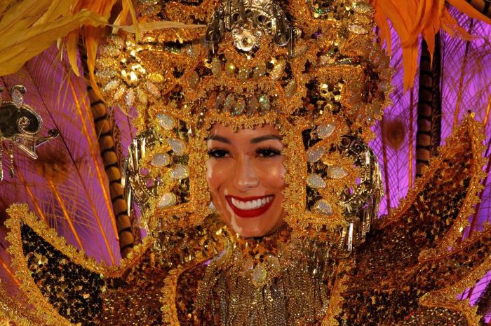 Miss Universo podría coronar por primera vez a una mujer transexual (y además es española)