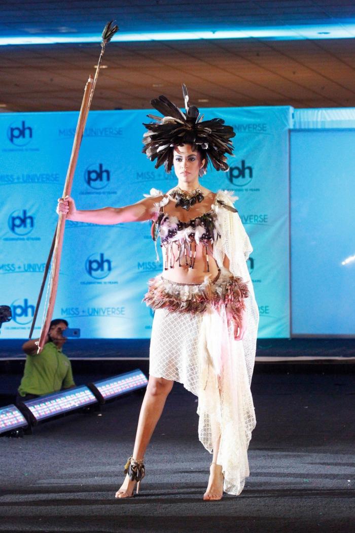 Miss Universo podría coronar por primera vez a una mujer transexual (y además es española)