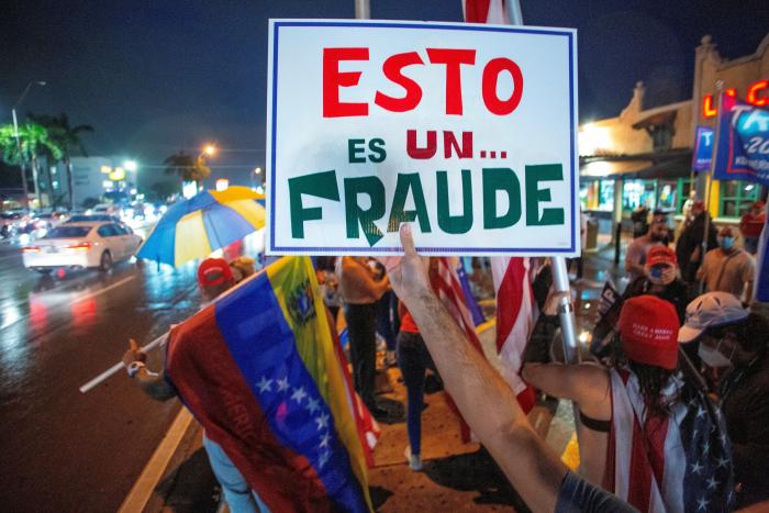 El peligro de que la gente saque las armas es real, y Trump lo está alentando