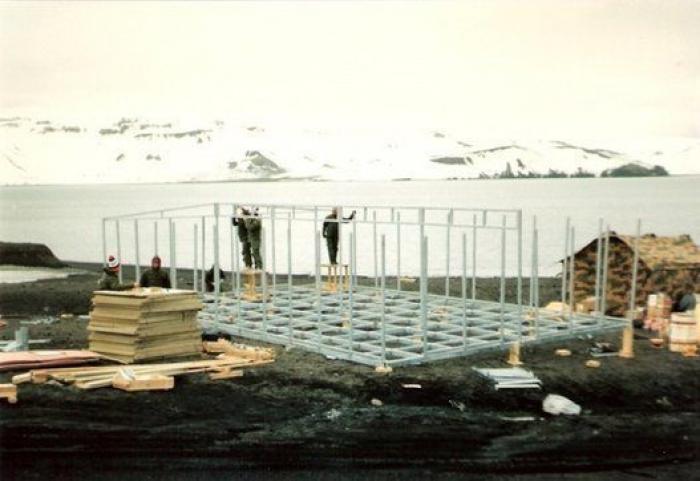 Así es la vida en la misión científico-militar de España en la Antártida