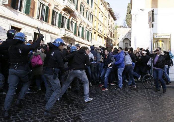 Daños irreparables en La Barcaza de Bernini tras los disturbios