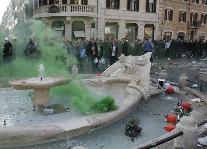 Daños irreparables en La Barcaza de Bernini tras los disturbios