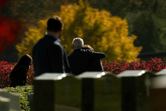 Biden recibe la vacuna de la covid en público: "No hay de qué preocuparse"
