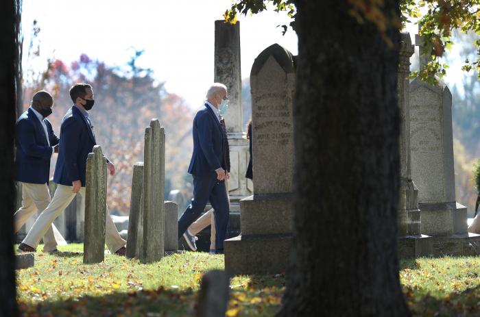 Biden recibe la vacuna de la covid en público: "No hay de qué preocuparse"