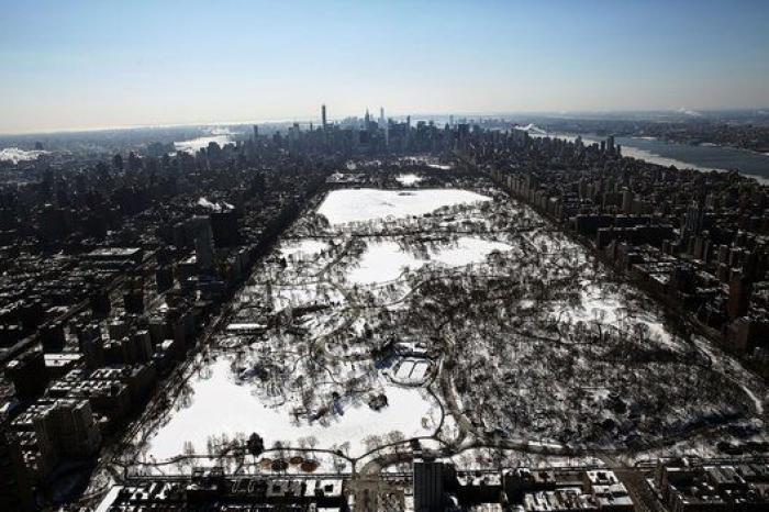 Nueva York, nevada y helada, vista desde el cielo (FOTOS)