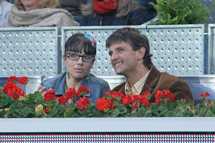 Beatriz Rico relata en Twitter la dura espera de un amigo suyo para ser operado de un tumor en Madrid