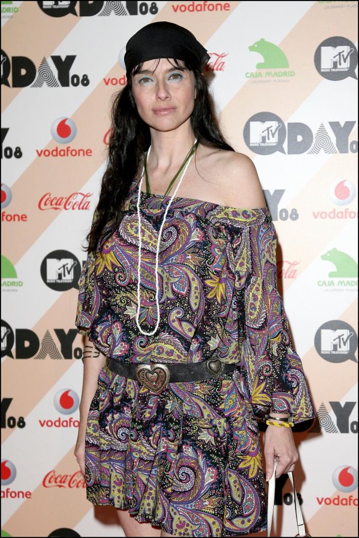 Beatriz Rico relata en Twitter la dura espera de un amigo suyo para ser operado de un tumor en Madrid