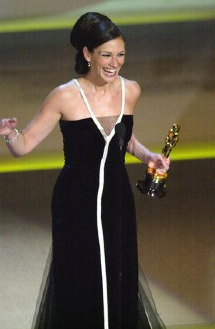 Las mejor y peor vestidas de la historia de los Oscar (FOTOS)