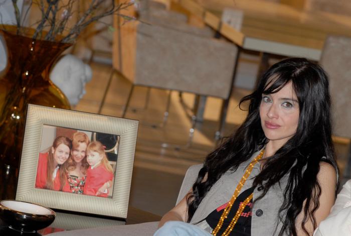 Beatriz Rico relata en Twitter la dura espera de un amigo suyo para ser operado de un tumor en Madrid