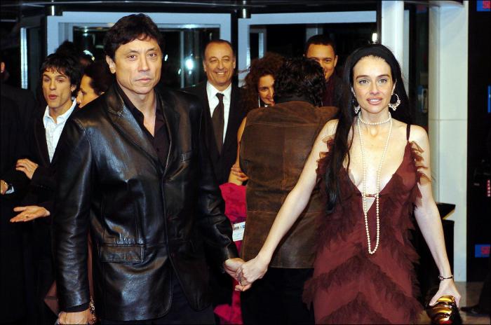 Beatriz Rico relata en Twitter la dura espera de un amigo suyo para ser operado de un tumor en Madrid