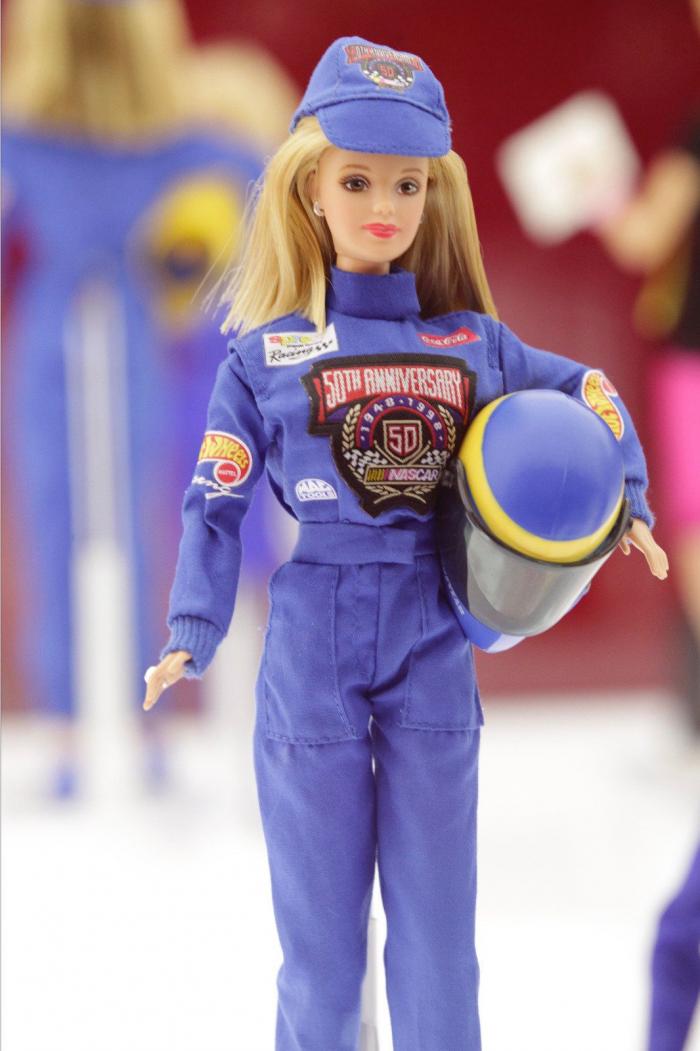 Cómo ha pasado Barbie de juguete a icono: historia de un triunfo en plástico