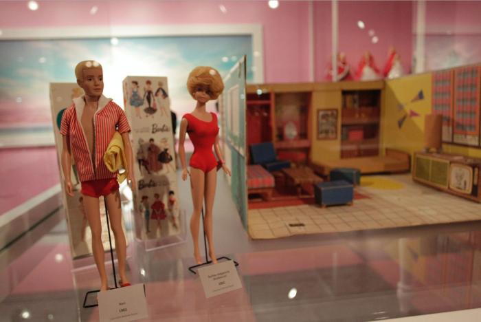 Cómo ha pasado Barbie de juguete a icono: historia de un triunfo en plástico