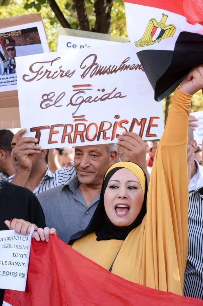 Anulan la cadena perpetua al expresidente egipcio Mursi por un caso de espionaje