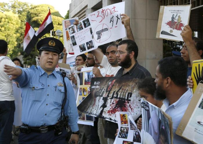 Anulan la cadena perpetua al expresidente egipcio Mursi por un caso de espionaje