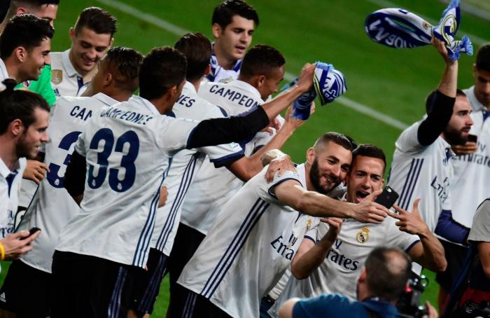 Keylor Navas se rapa la cabeza por los niños que luchan contra el cáncer