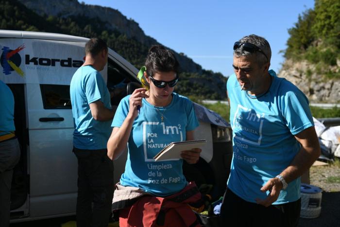 13.000 voluntarios, 450 puntos y 83 toneladas de basuraleza: así fue la tercera edición de '1 metro cuadrado por la naturaleza"