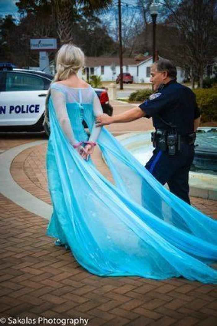 Elsa, de 'Frozen', detenida por causar una ola de frío en Carolina del Sur (FOTOS)