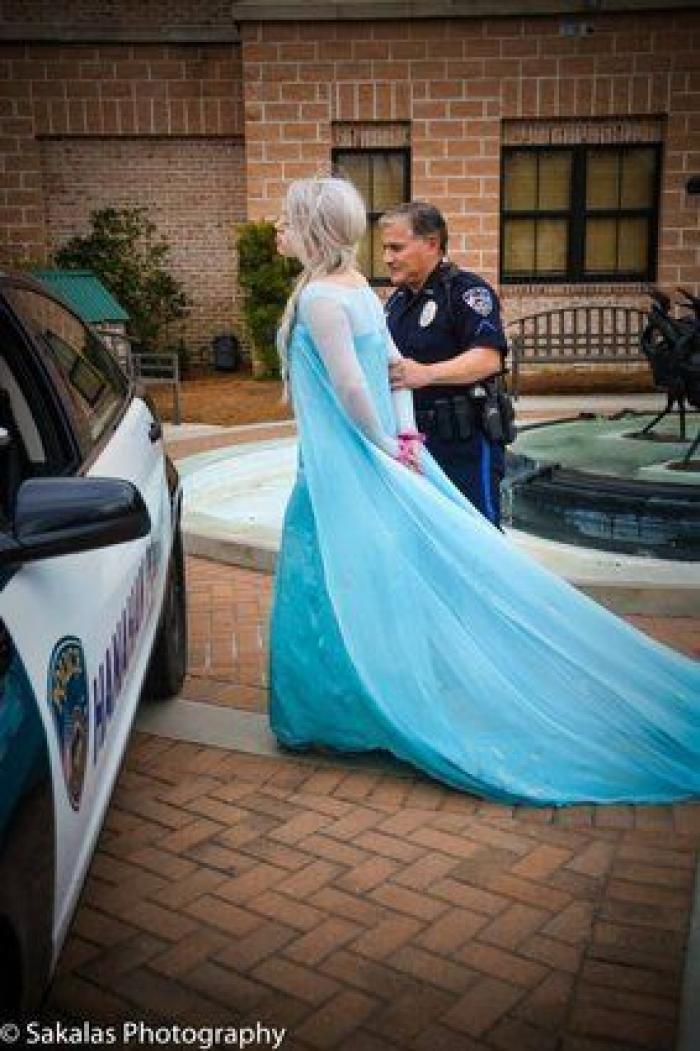 Elsa, de 'Frozen', detenida por causar una ola de frío en Carolina del Sur (FOTOS)