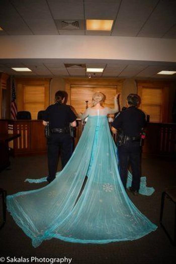 Elsa, de 'Frozen', detenida por causar una ola de frío en Carolina del Sur (FOTOS)