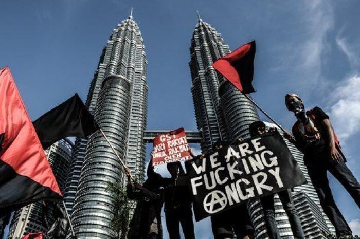 Patronal y sindicatos dan por perdido un pacto para subir los salarios este año