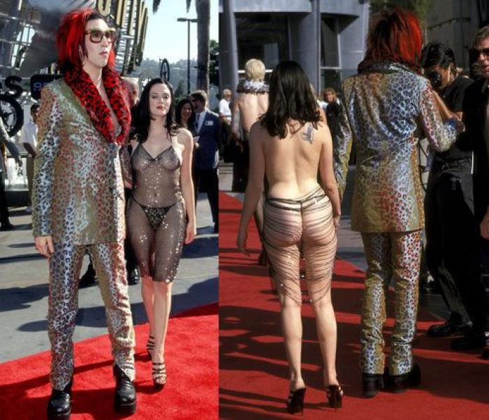 Se compra un vestido por internet y resulta que sólo le cabe a un pomelo