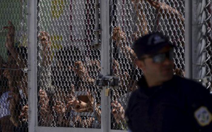 El papa reclama al mundo prestar atención a la tragedia de los refugiados