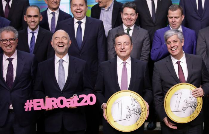 Super Mario, ante el reto de rescatar Italia como hizo con el euro