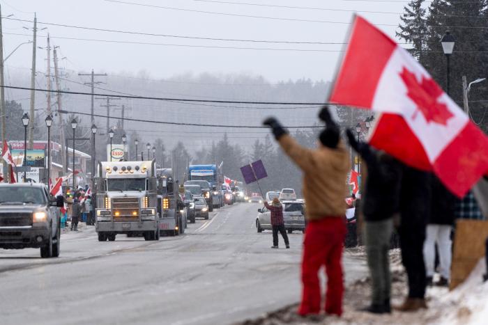 El jefe de Policía de Ottawa dimite por el caos de la protesta de camioneros y antivacunas