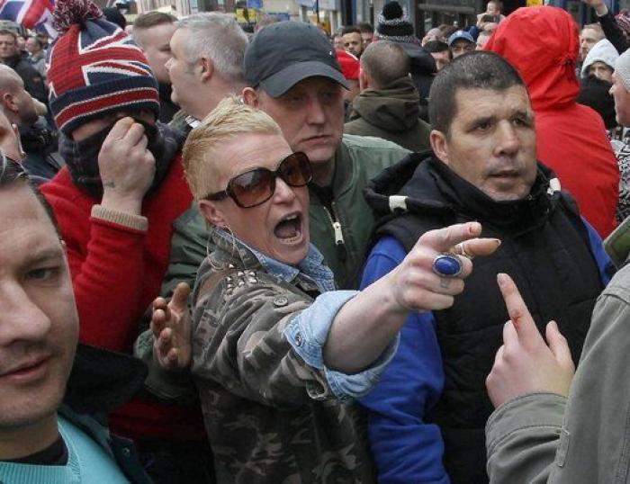 El movimiento islamófobo Pegida llega con poca fuerza a Inglaterra (FOTOS)