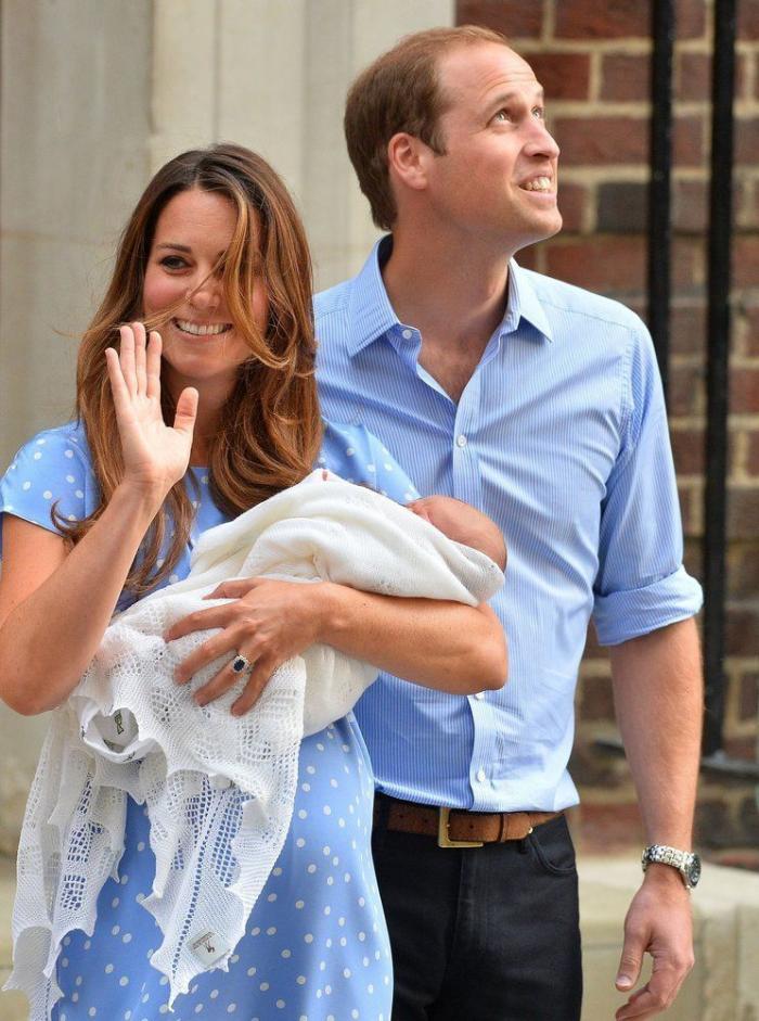 Los duques de Cambridge denuncian el acoso y la vigilancia de los 'paparazzi' a sus hijos