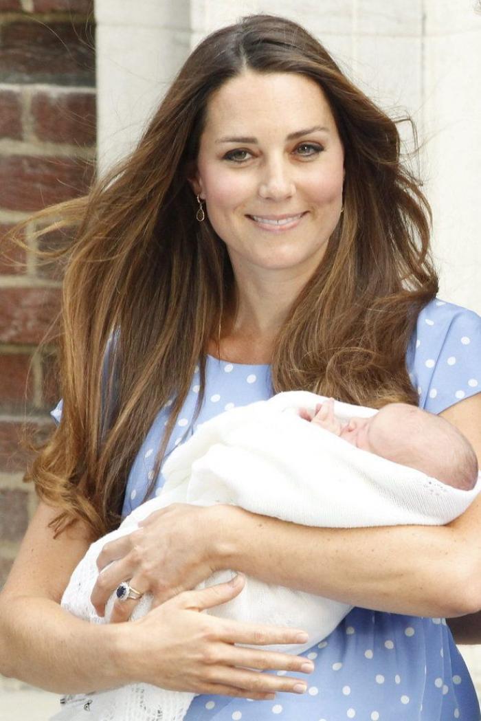 Los duques de Cambridge denuncian el acoso y la vigilancia de los 'paparazzi' a sus hijos