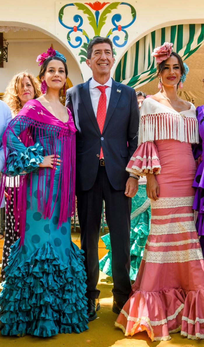 De políticos a 'influencers': todo el famoseo que ha pisado la Feria de Abril