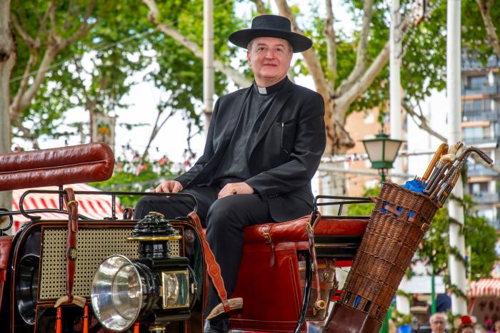 De políticos a 'influencers': todo el famoseo que ha pisado la Feria de Abril