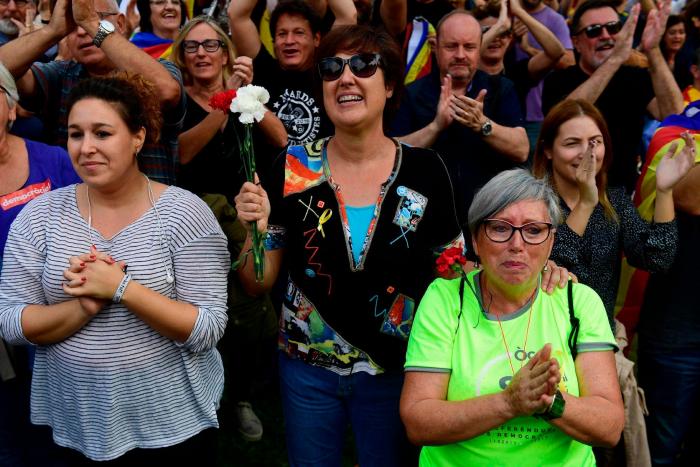 El irónico comentario de la Policía sobre el independentista que rompió su DNI