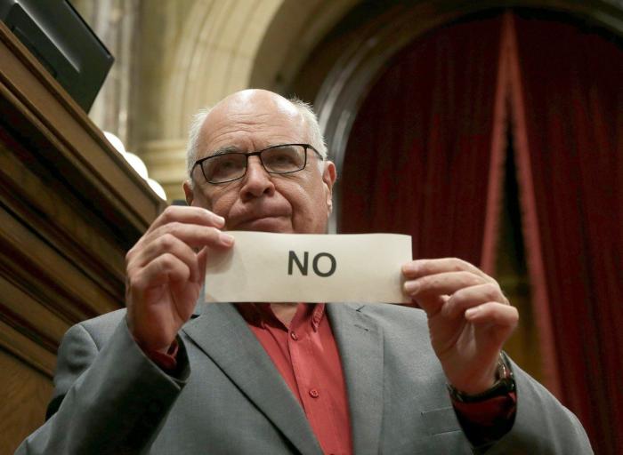 El irónico comentario de la Policía sobre el independentista que rompió su DNI