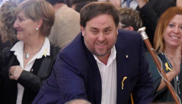 El irónico comentario de la Policía sobre el independentista que rompió su DNI