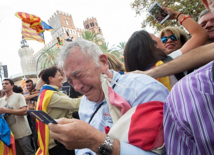 El irónico comentario de la Policía sobre el independentista que rompió su DNI