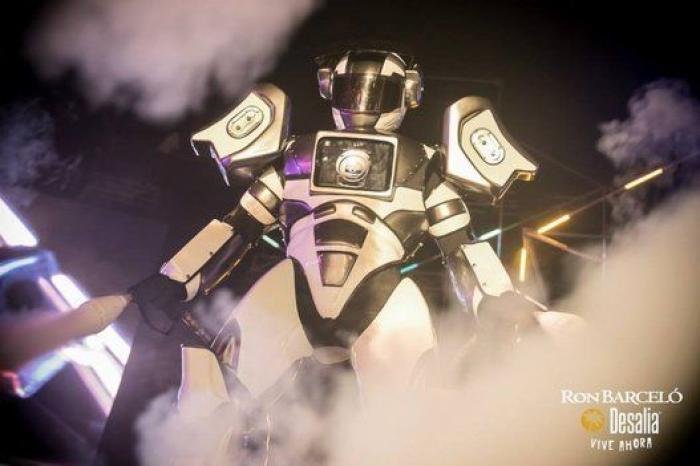 ¿Se puede ser DJ y vivir de día? La experiencia de tres músicos que viven de noche