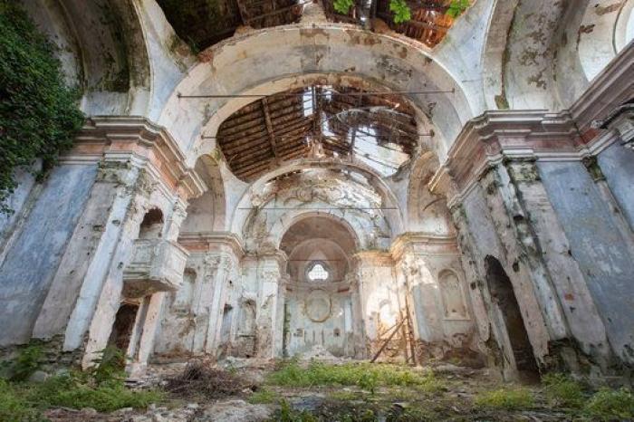 Estas fotos muestran la inquietante belleza de los lugares abandonados