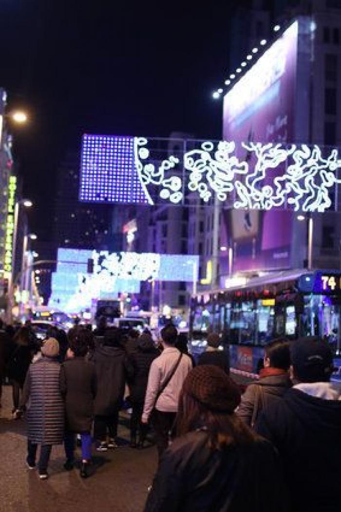 Esperanza Aguirre denuncia los cortes de tráfico con un posado y Twitter se cachondea