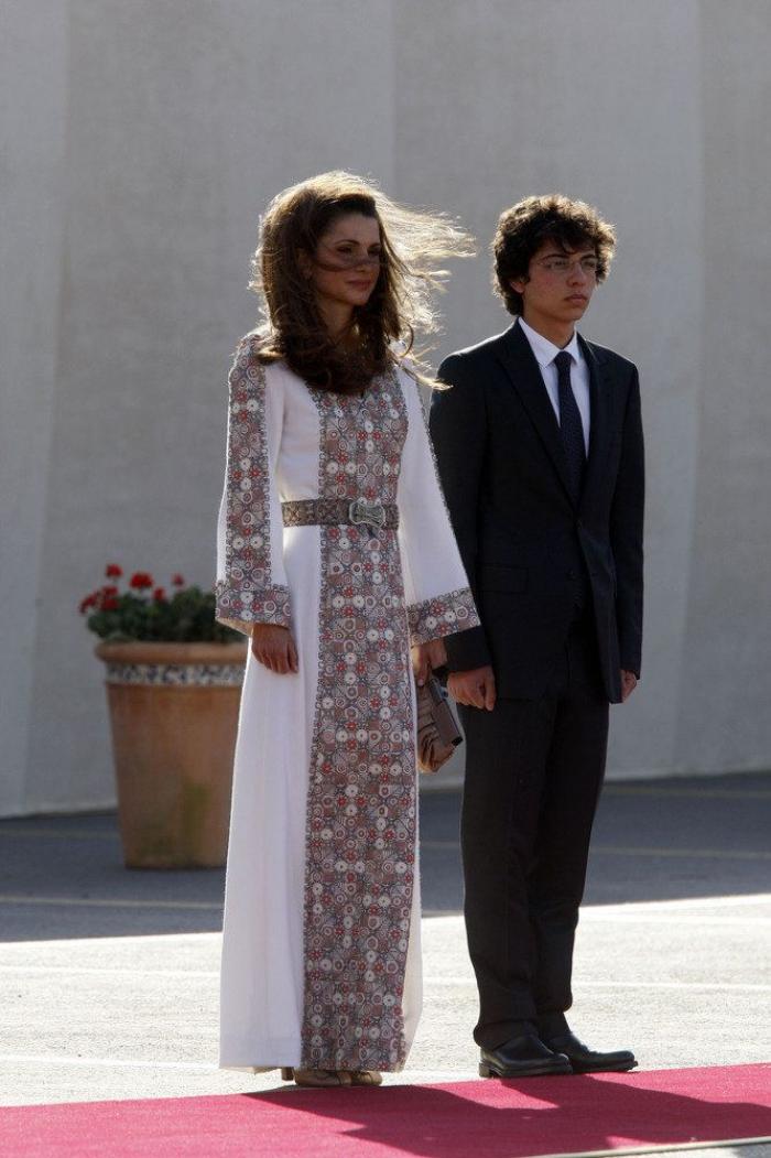 La Fiscalía de Jordania censura cualquier información sobre el príncipe Hamza