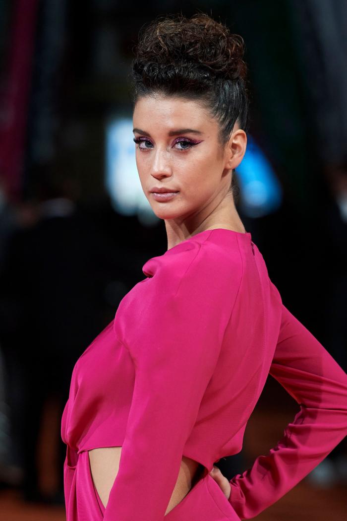 Ni morena, ni rubia, ni castaña: el arriesgado cambio de 'look' de María Pedraza ('Élite')