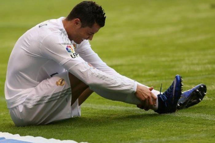 Las 13 dolorosas fotos de la desolación del Real Madrid