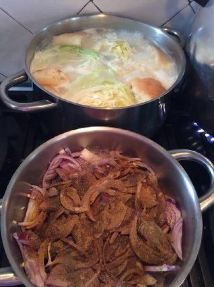 Cuscús con carne y verduras: la receta marroquí para un plato completo (FOTOS)