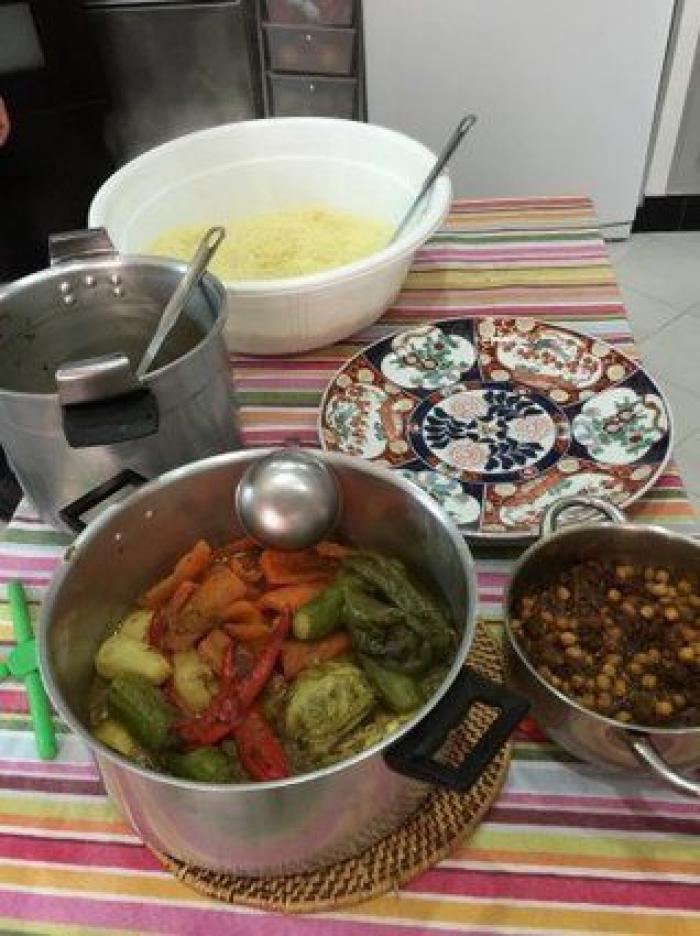 Cuscús con carne y verduras: la receta marroquí para un plato completo (FOTOS)